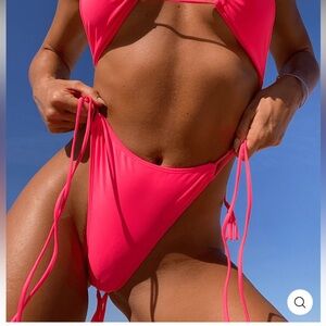 Minimale-Animale bikini bottoms only size small